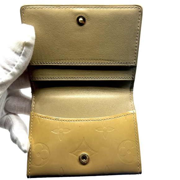 Louis Vuitton Carte de Visite Monogram Vernis Envelope Crème Wallet Authentic - Picture 3 of 9